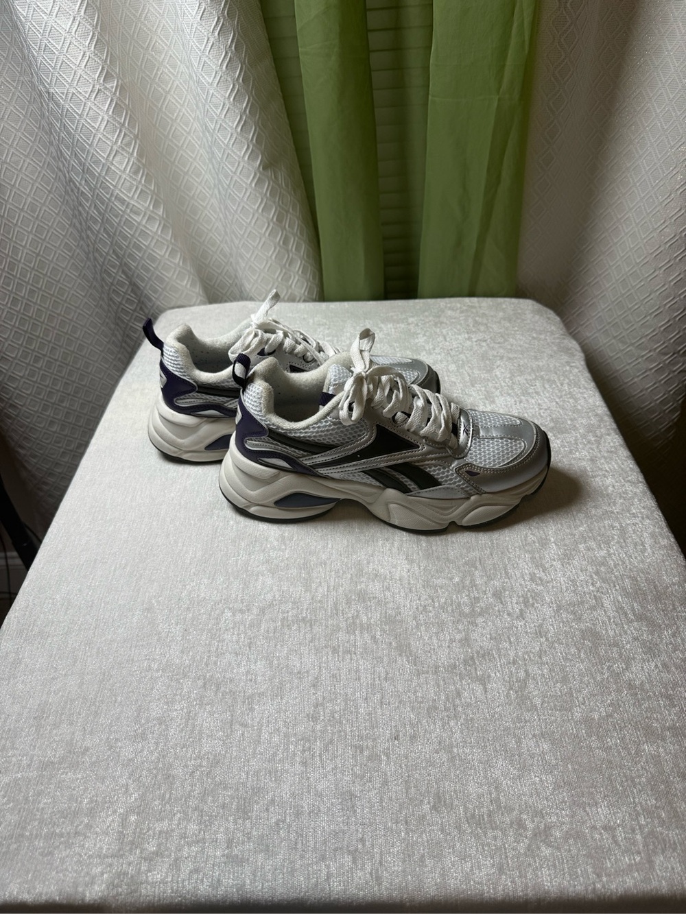 Reebok Women's White and Navy Chunky Sneakers